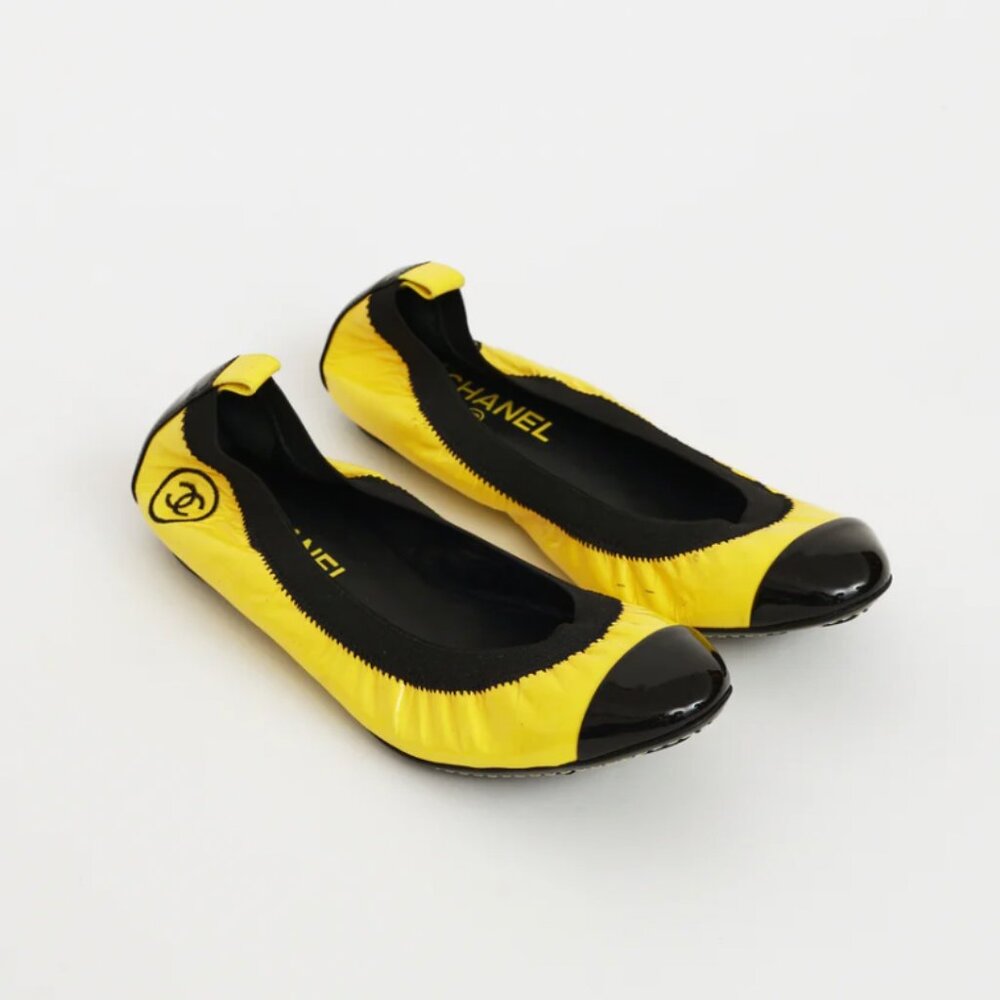 Chanel Yellow & Black Cap Toe Ballet Flats
